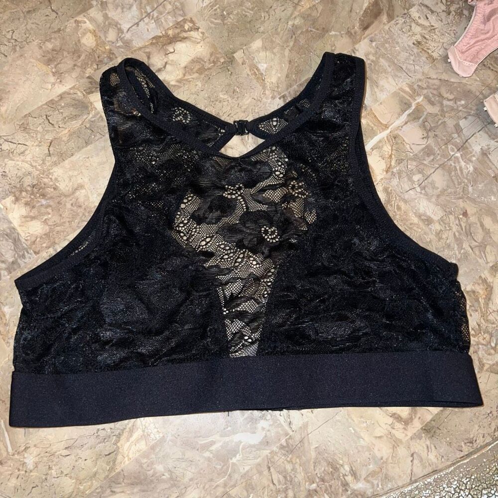 Lacy Black sports Bra bralette size L